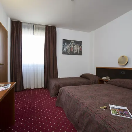 Toscana Ambassador Hotel 4*