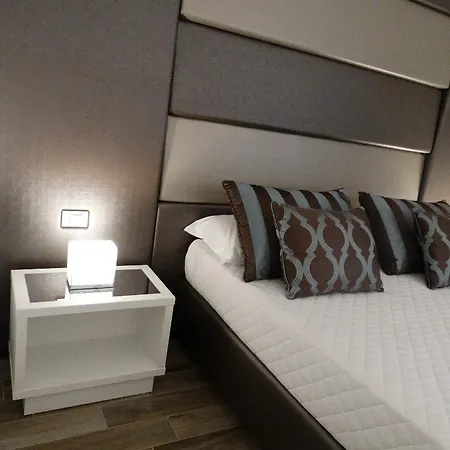 Toscana Ambassador 4* بودجيبونسي