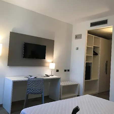 Hotel Toscana Ambassador 4*